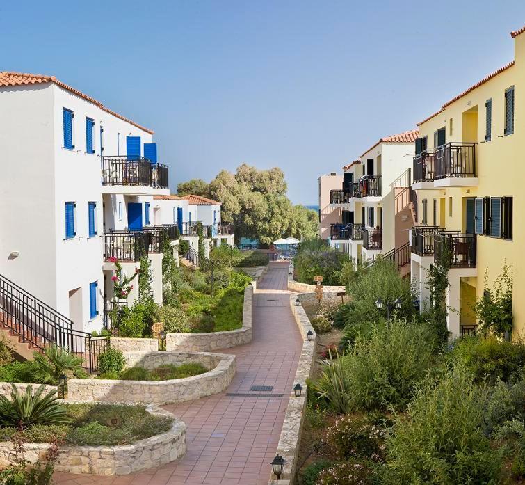 Margarita Beach Hotel Agia Marina Buitenkant foto